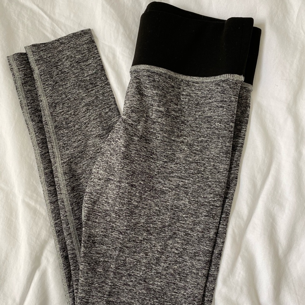 V.S. PINK Leggings